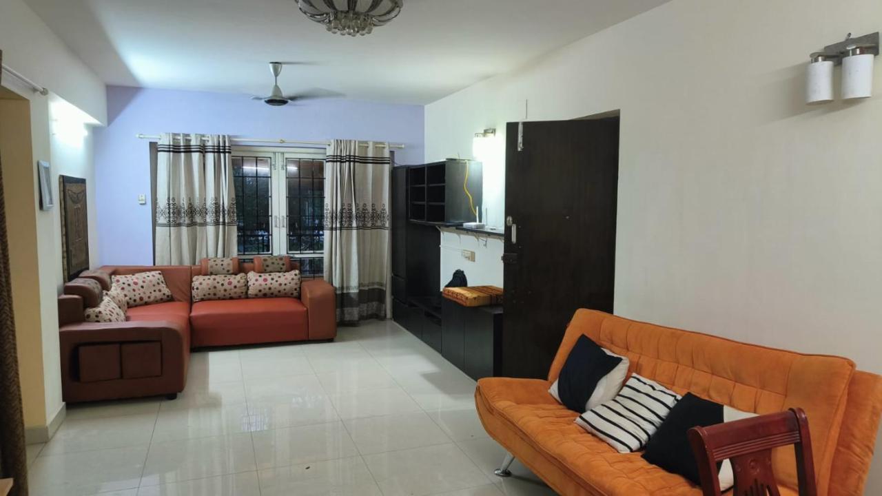 Royale Seaward Service Apartments Madrás Exterior foto